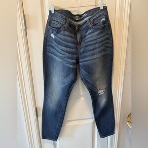Levi's SignatureGold Women’s Mid Rise Skinny Ankle Jeans- Size 14